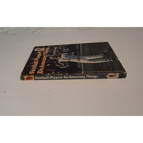 Football Players Do Amazing Things Mel Cebulash 1975 Step Up Books Vtg Hardcover - Picture 4 of 7